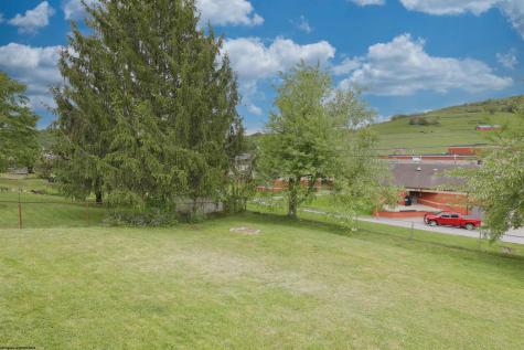 113 Apolla Drive Morgantown WV 26501
