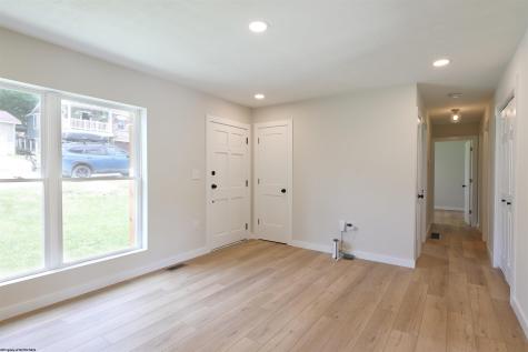 113 Apolla Drive Morgantown WV 26501