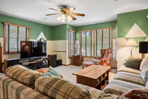 3505 Maple Court Morgantown WV 26508