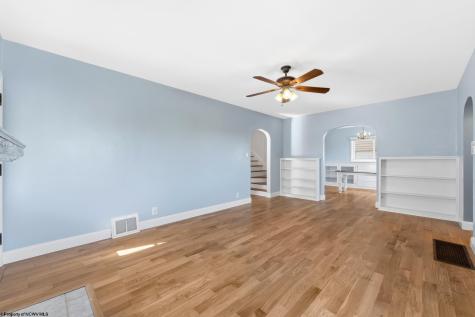 4 Outlook Road Fairmont WV 26554