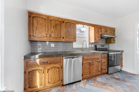 4 Outlook Road Fairmont WV 26554
