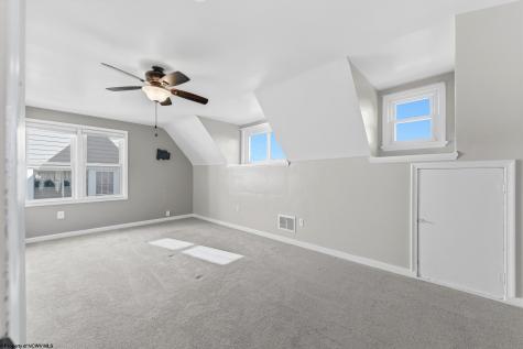 4 Outlook Road Fairmont WV 26554