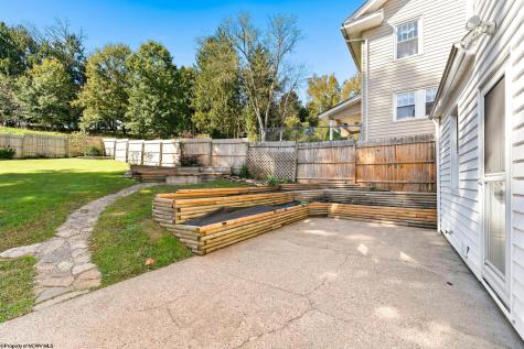 4 Outlook Road Fairmont WV 26554