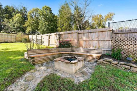 4 Outlook Road Fairmont WV 26554