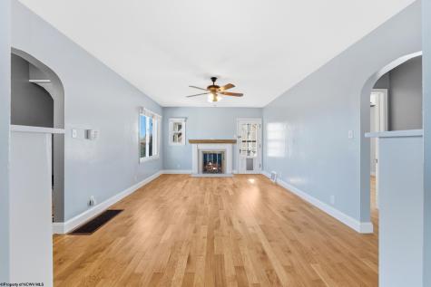 4 Outlook Road Fairmont WV 26554