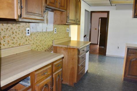 186 Kennedy Street Elkins WV 26241