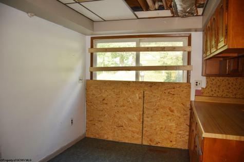 186 Kennedy Street Elkins WV 26241