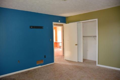 186 Kennedy Street Elkins WV 26241