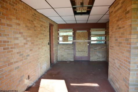 186 Kennedy Street Elkins WV 26241