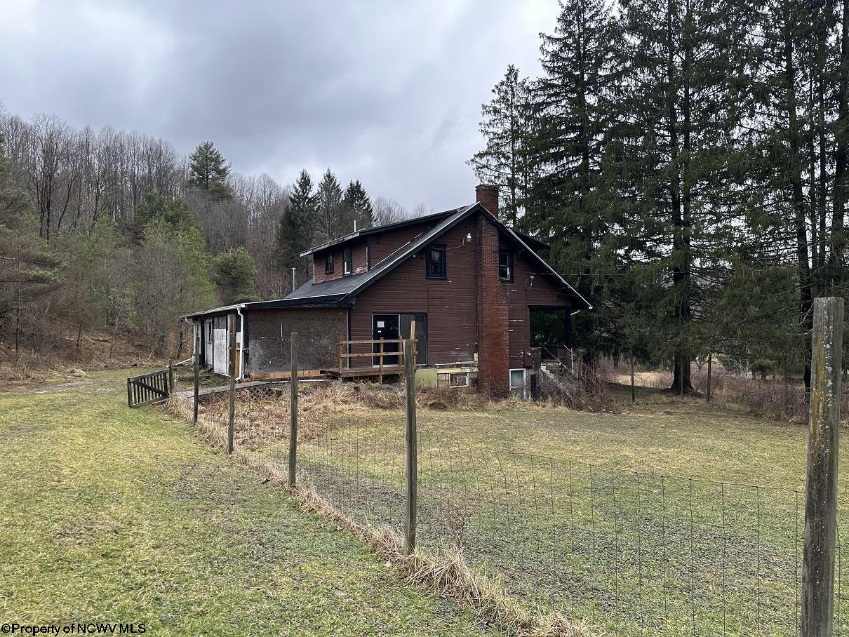 146 Roy Road Thornton WV 26440