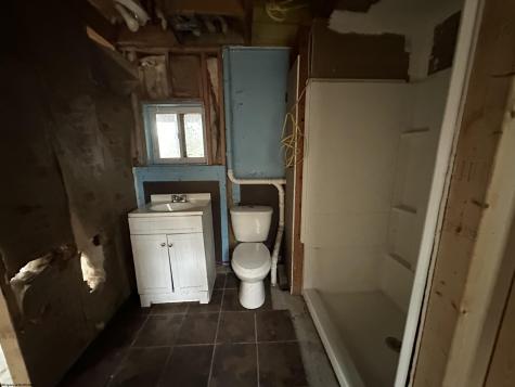 146 Roy Road Thornton WV 26440