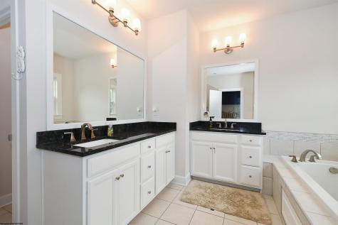 18 E Wind Trail Morgantown WV 26508