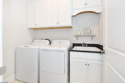 18 E Wind Trail Morgantown WV 26508