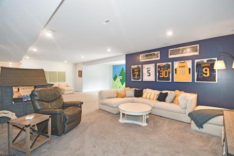 18 E Wind Trail Morgantown WV 26508