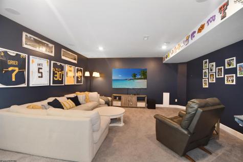 18 E Wind Trail Morgantown WV 26508
