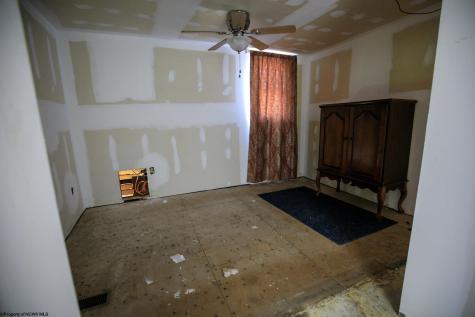 337 Second Street Davis WV 26260