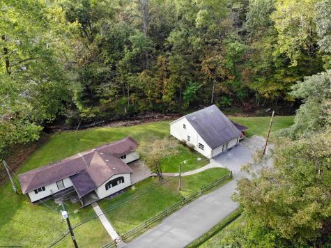 904 Pinchgut Hollow Road Fairmont WV 26554