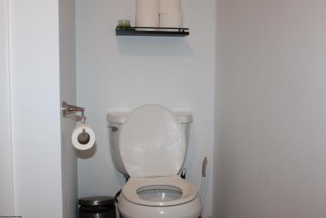 208 Maple Avenue Fairmont WV 26554