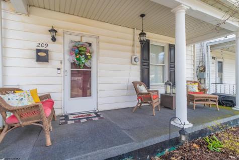209 Grant Street Clarksburg WV 26301