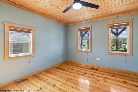 240 Kent Avenue Davis WV 26260