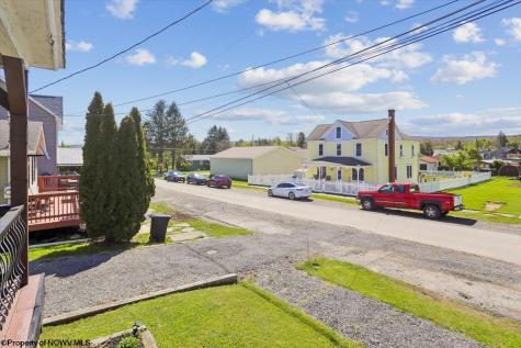 240 Kent Avenue Davis WV 26260