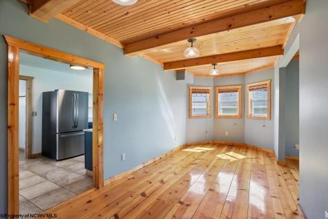 240 Kent Avenue Davis WV 26260