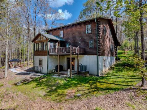 1755 E Alpine Drive Terra Alta WV 26764