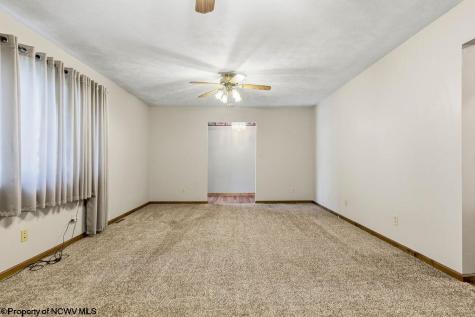 1040 Willis Drive Morgantown WV 26501
