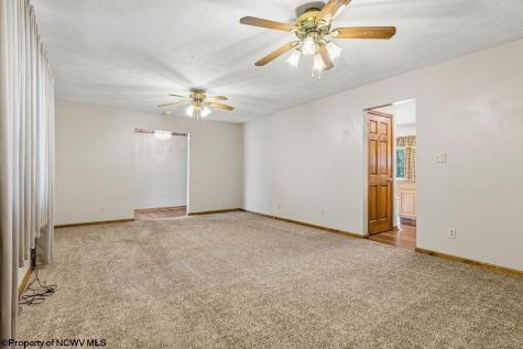 1040 Willis Drive Morgantown WV 26501