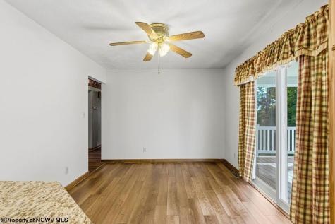 1040 Willis Drive Morgantown WV 26501