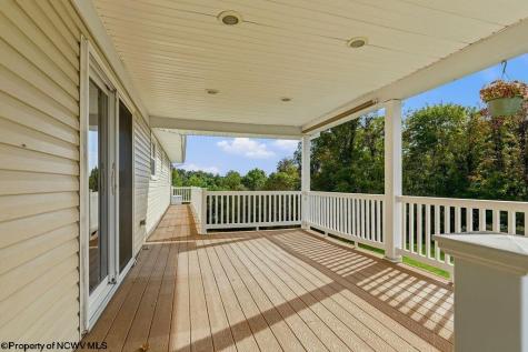 1040 Willis Drive Morgantown WV 26501