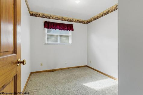 1040 Willis Drive Morgantown WV 26501