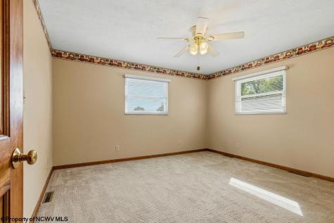 1040 Willis Drive Morgantown WV 26501