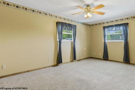 1040 Willis Drive Morgantown WV 26501