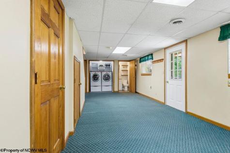 1040 Willis Drive Morgantown WV 26501