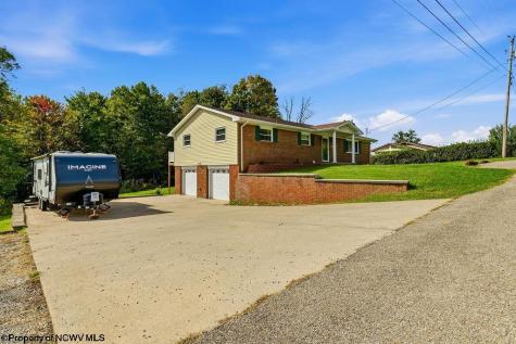 1040 Willis Drive Morgantown WV 26501