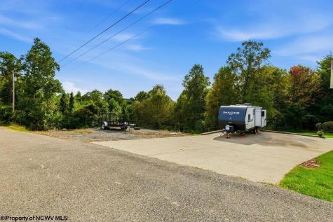 1040 Willis Drive Morgantown WV 26501