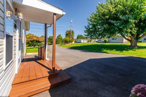 107 Mountaineer Drive Reedsville WV 26547