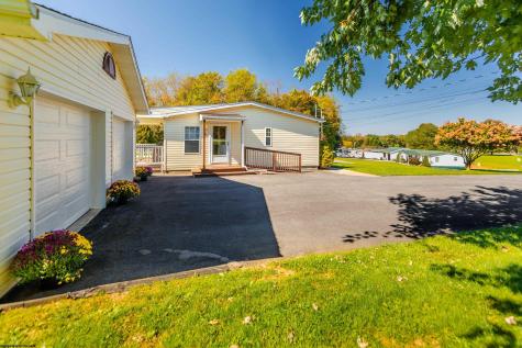 107 Mountaineer Drive Reedsville WV 26547