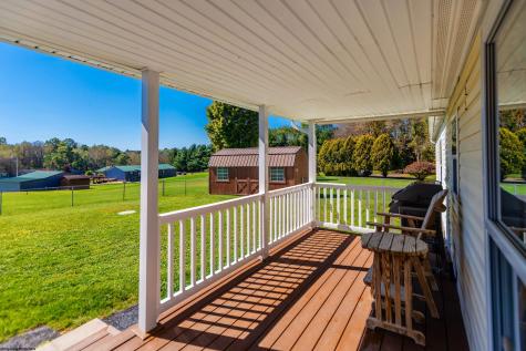 107 Mountaineer Drive Reedsville WV 26547