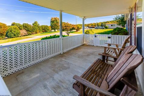 107 Mountaineer Drive Reedsville WV 26547