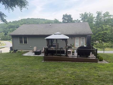 16 Bunker Hill Lane Fairmont WV 26554