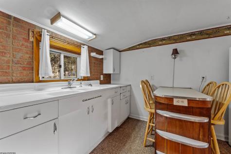 612 Beaumont Drive Morgantown WV 26508