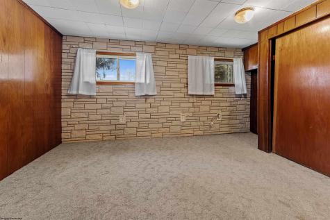 612 Beaumont Drive Morgantown WV 26508