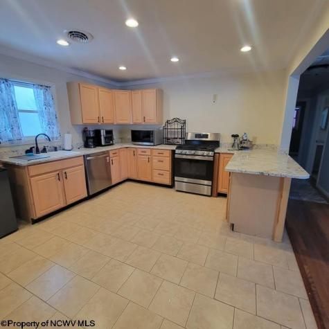 197 Second Street Thomas WV 26292