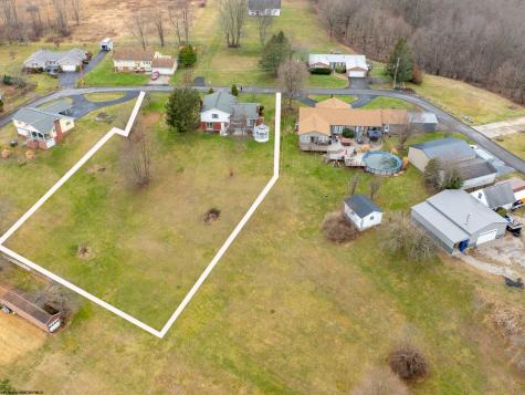 224 Hemlock Lane Reedsville WV 26547