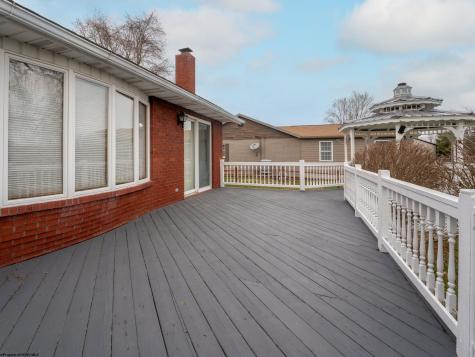 224 Hemlock Lane Reedsville WV 26547