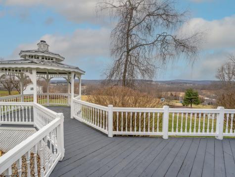 224 Hemlock Lane Reedsville WV 26547