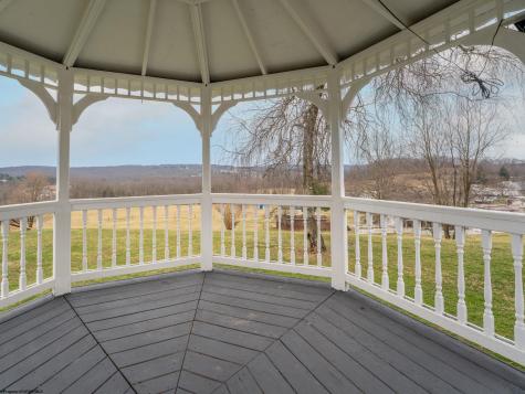224 Hemlock Lane Reedsville WV 26547
