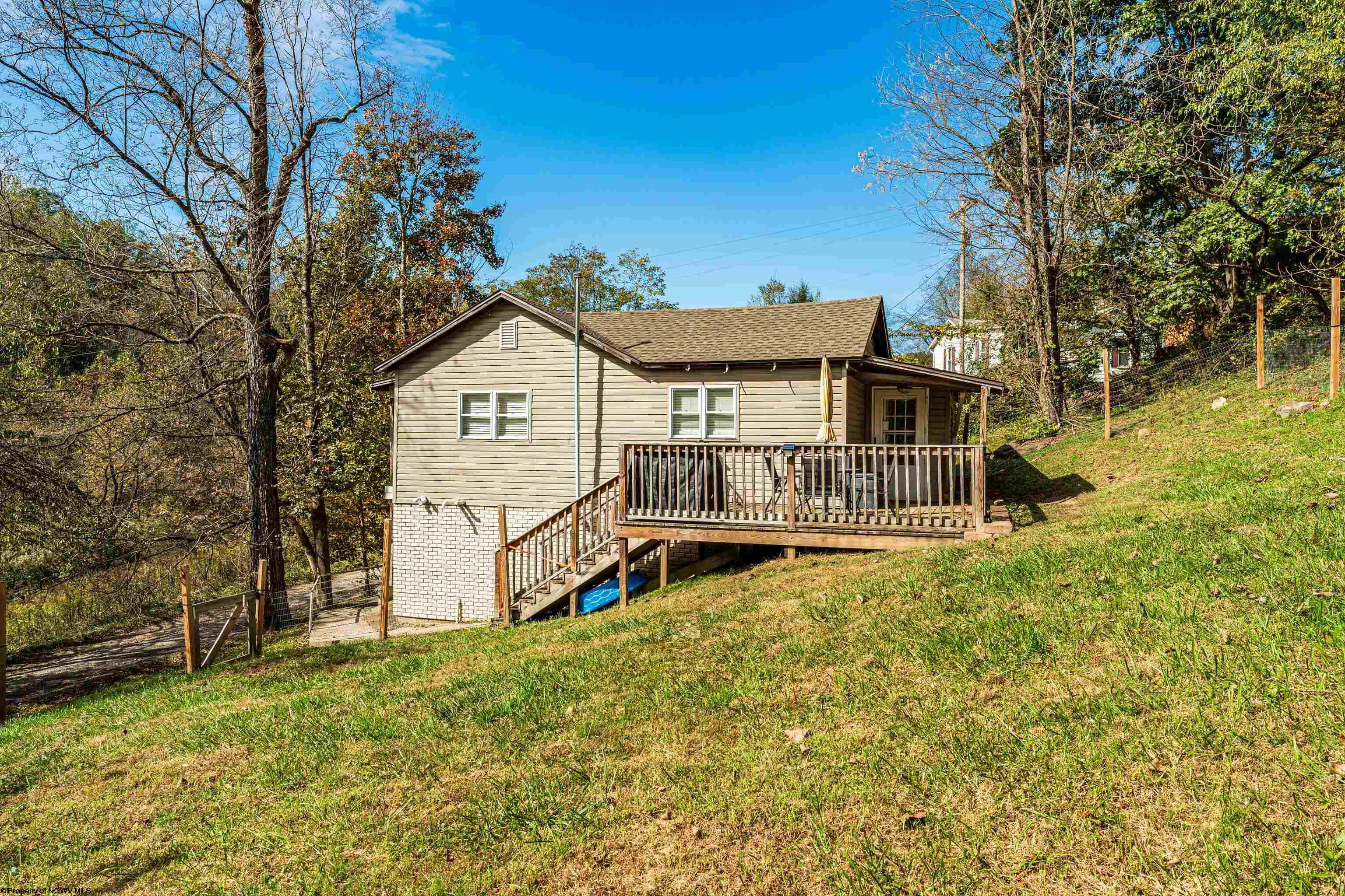 17 Brands Run Road Morgantown WV 26501